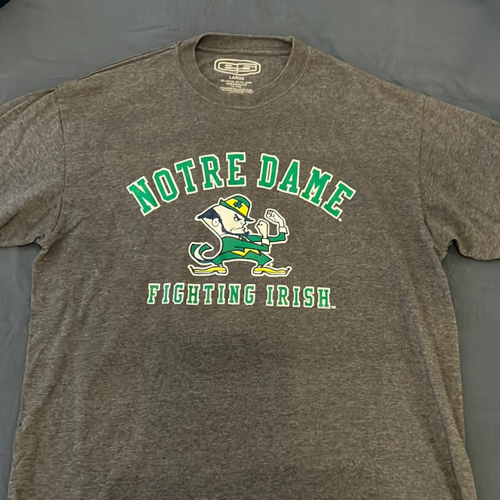 Notre Dame fighting Irish Tshirt